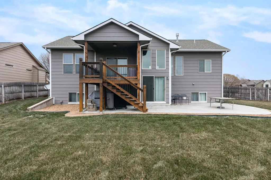 10909 W Hampton Lakes Street Maize KS 67101