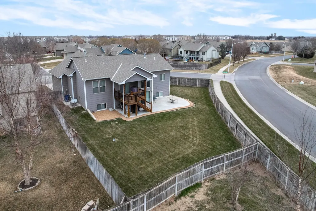 10909 W Hampton Lakes Street Maize KS 67101