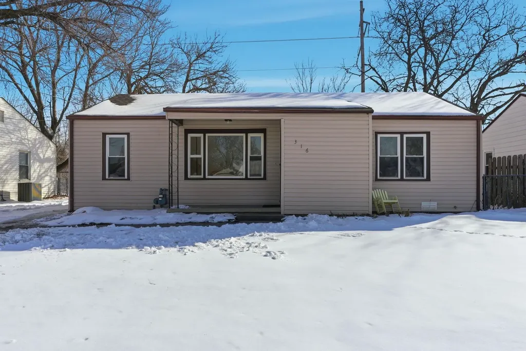 316 S Turkle Haysville KS 67060
