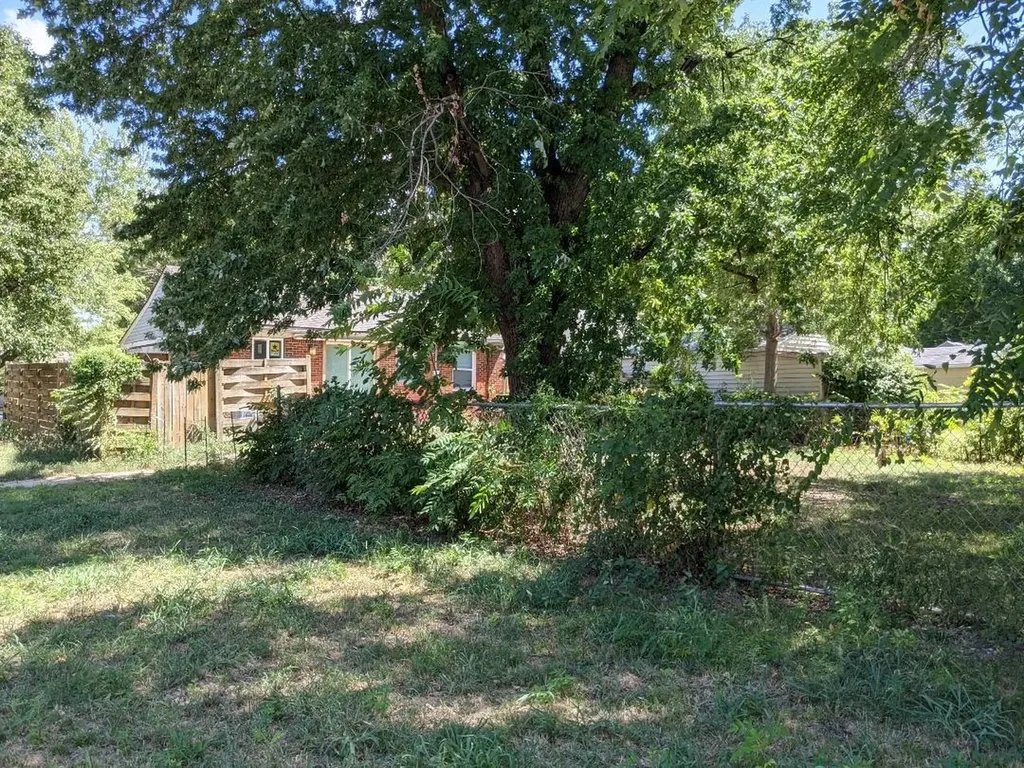 1701 S Erie Street Wichita KS 67211