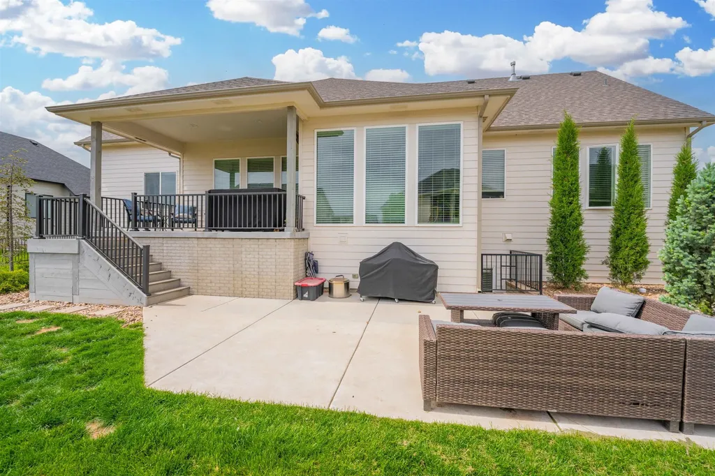 3706 N Crest Circle Wichita KS 67226