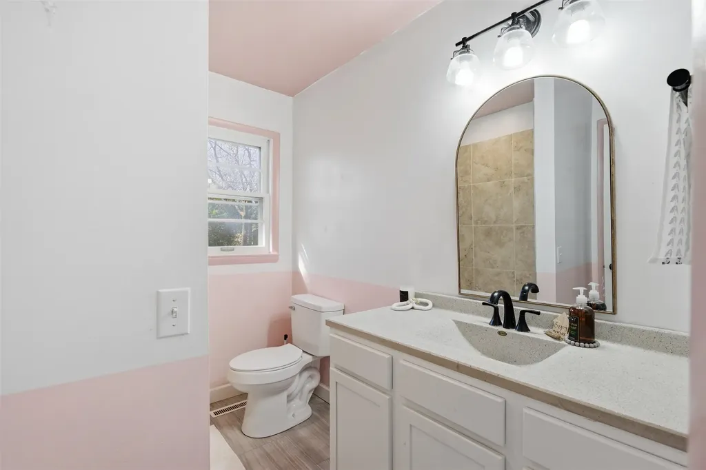 7603 E Gilbert Street Wichita KS 67207