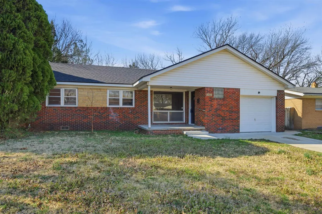 7603 E Gilbert Street Wichita KS 67207