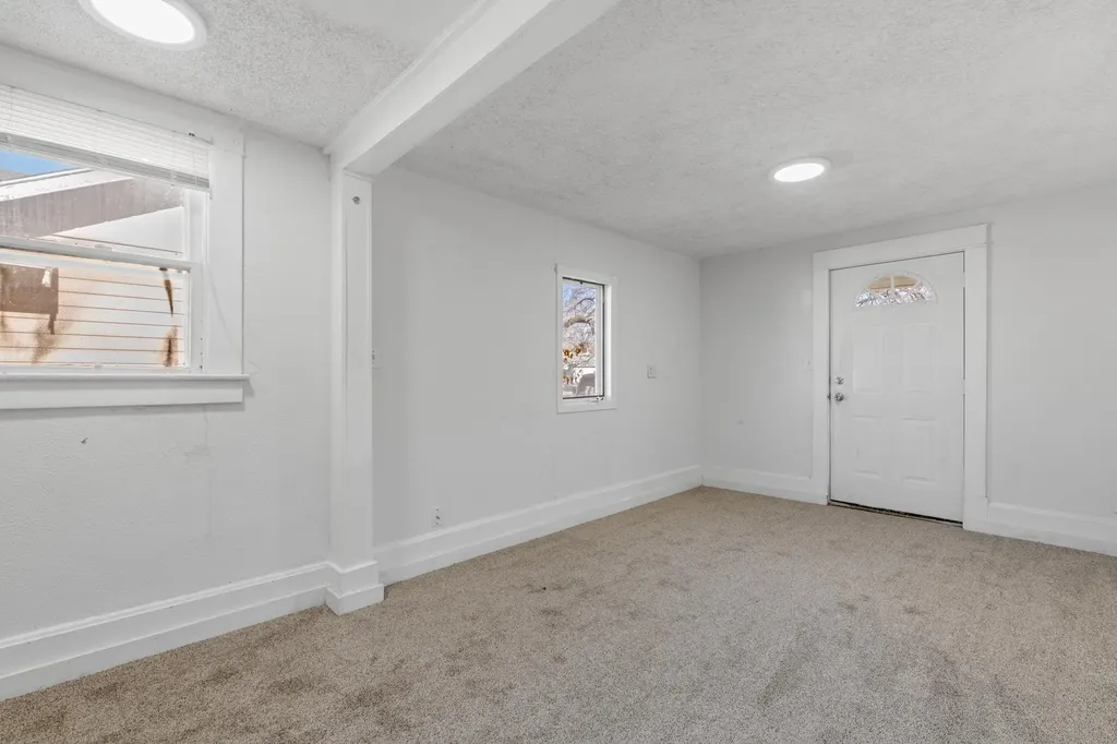 1421 S Main Street Wichita KS 67213