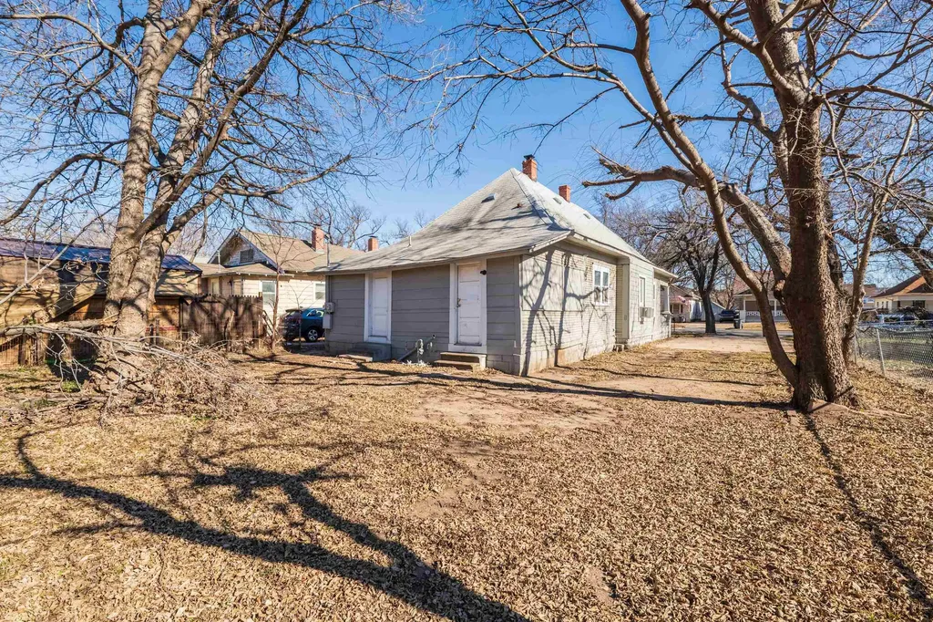 1421 S Main Street Wichita KS 67213