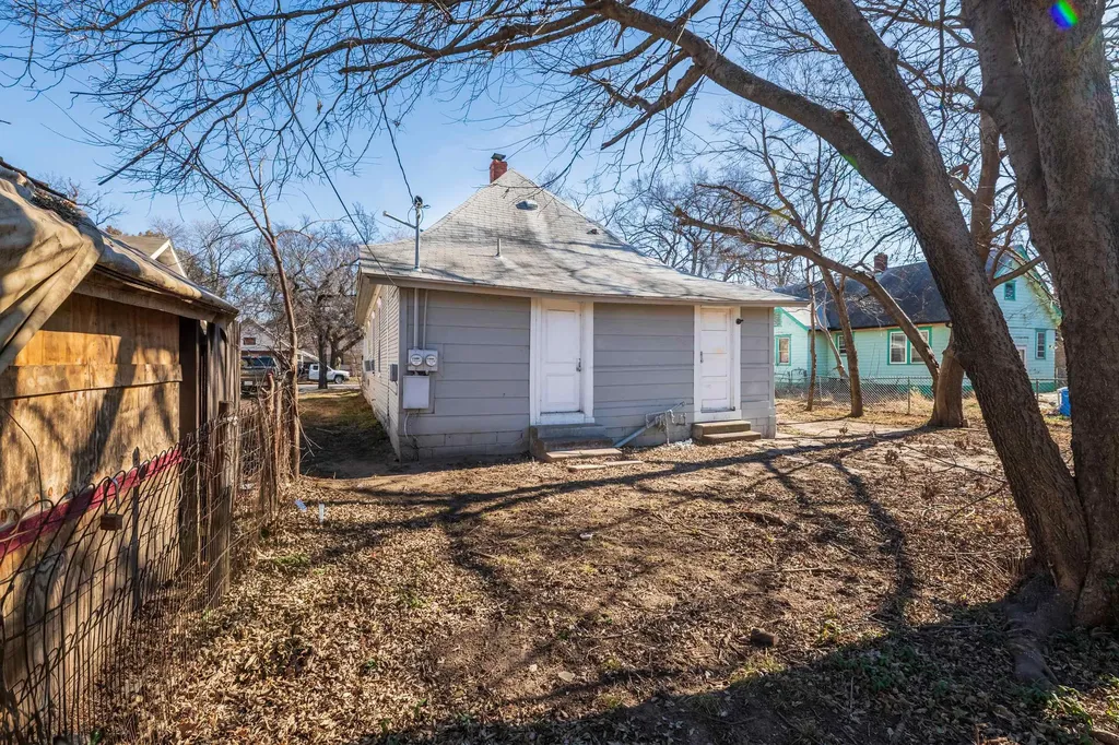 1421 S Main Street Wichita KS 67213