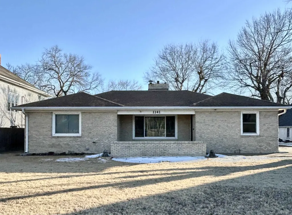 1141 W River Boulevard Wichita KS 67203
