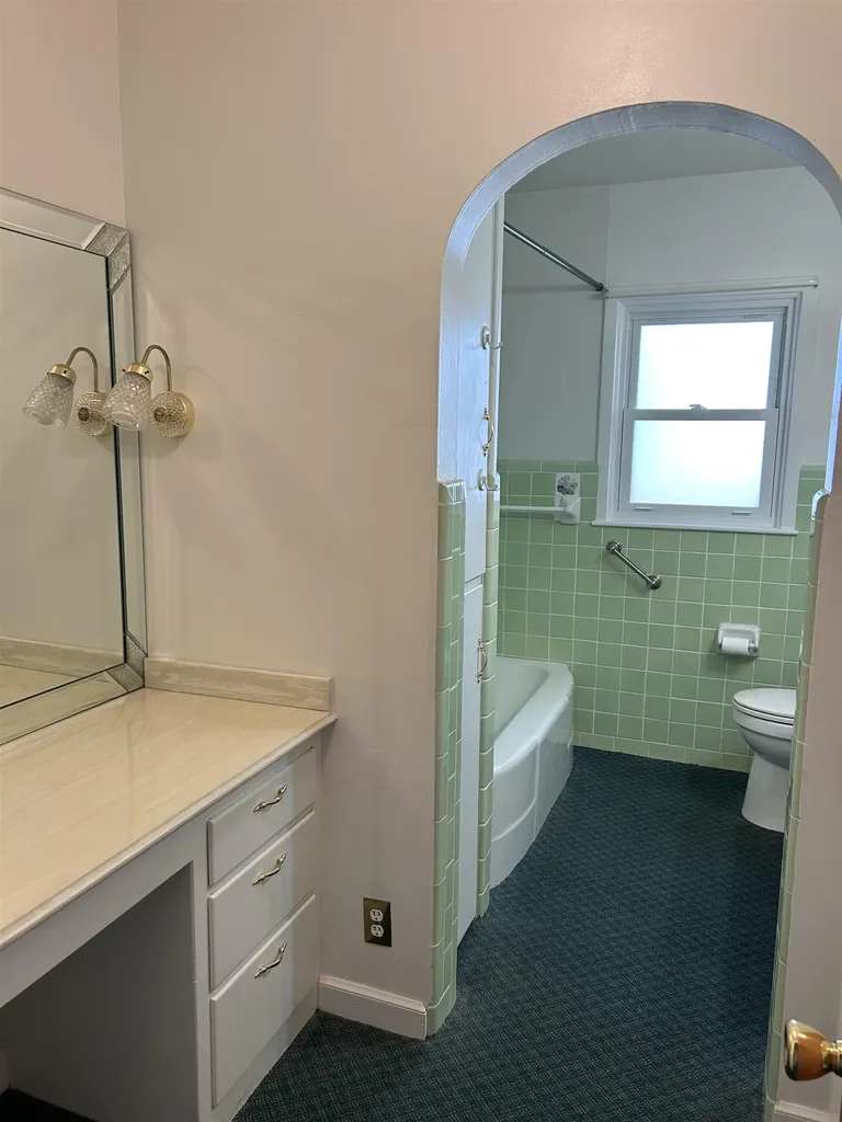 1141 W River Boulevard Wichita KS 67203