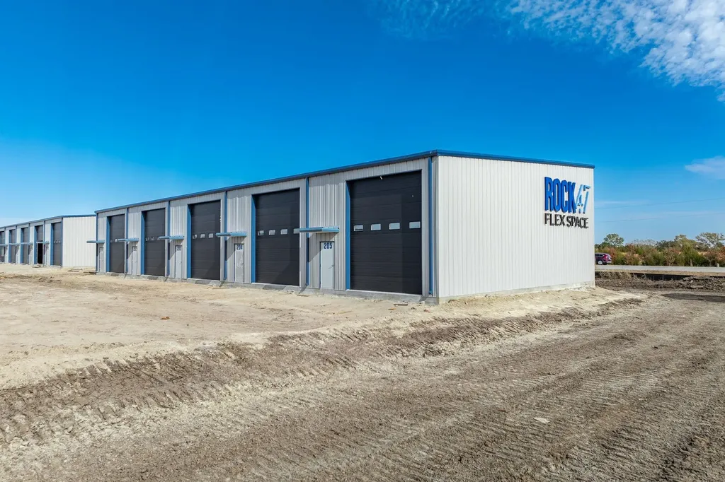 9125 E 47th Street S Derby KS 67037-9406