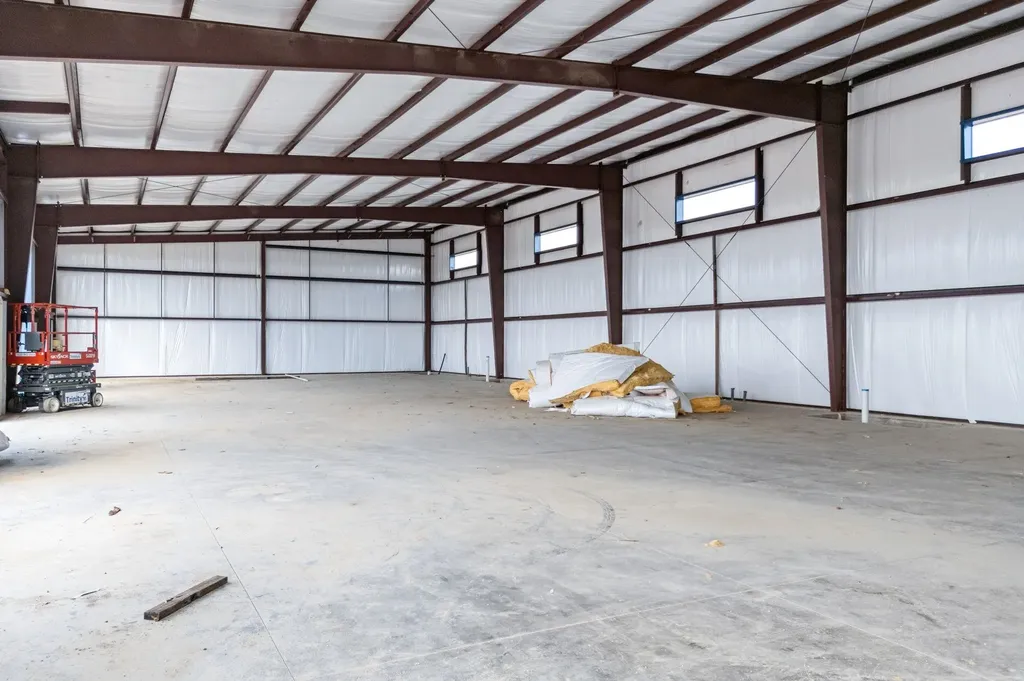 9125 E 47th Street S Derby KS 67037-9406