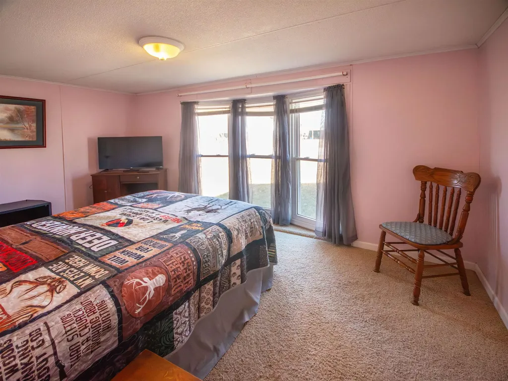 404 S Howard Howard KS 67349
