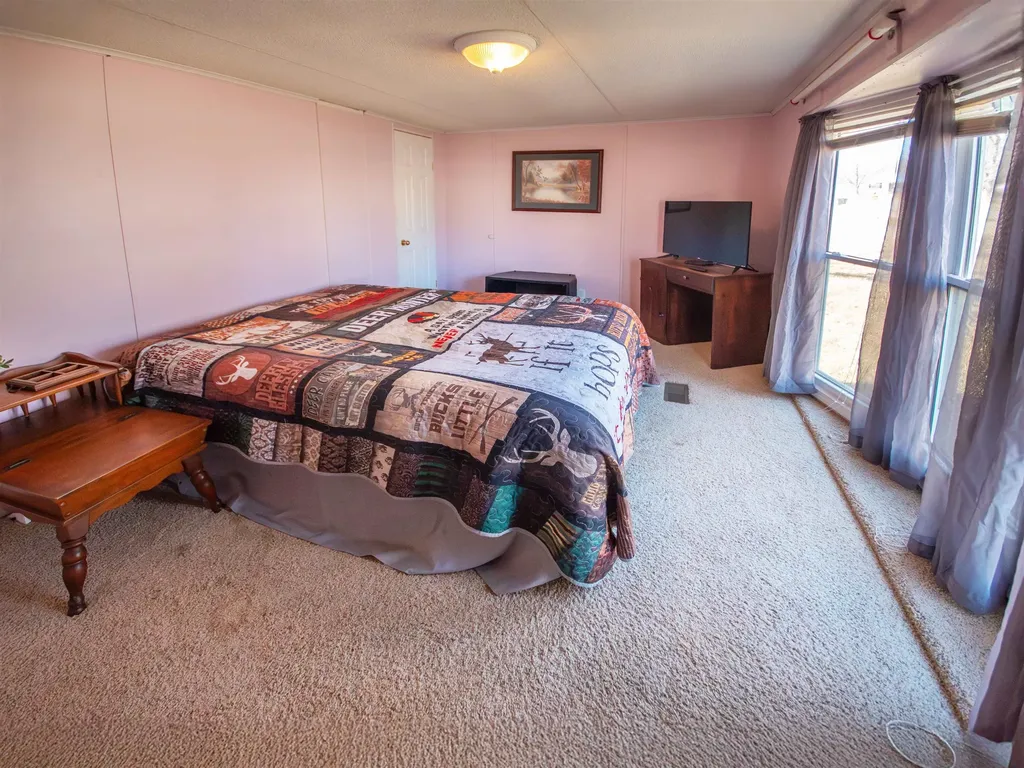 404 S Howard Howard KS 67349