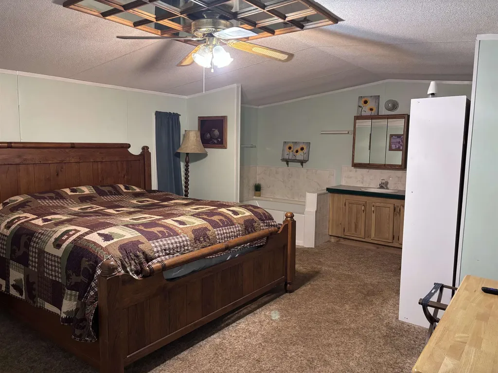 404 S Howard Howard KS 67349