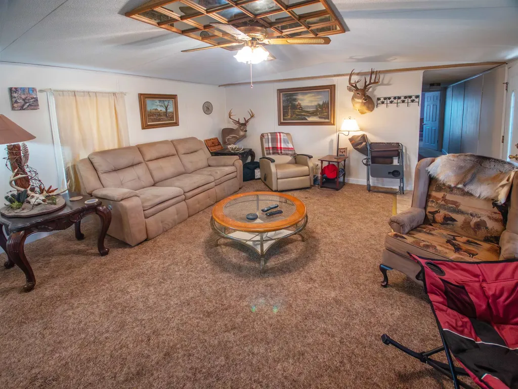 404 S Howard Howard KS 67349