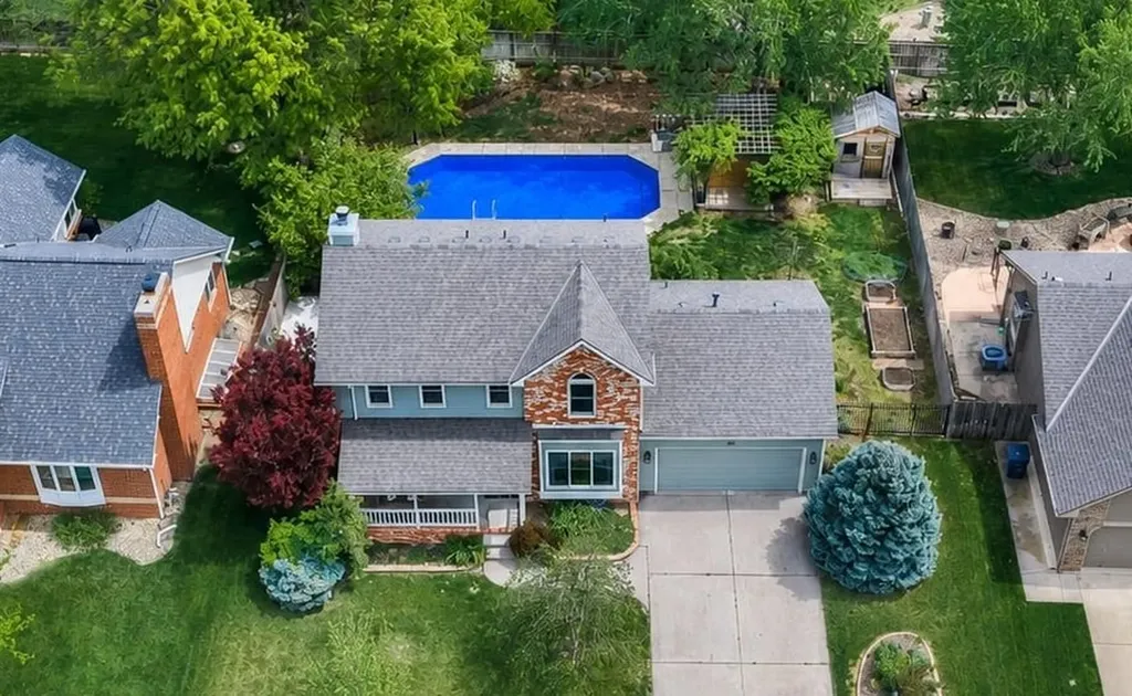 2238 N Amarado Street Wichita KS 67205