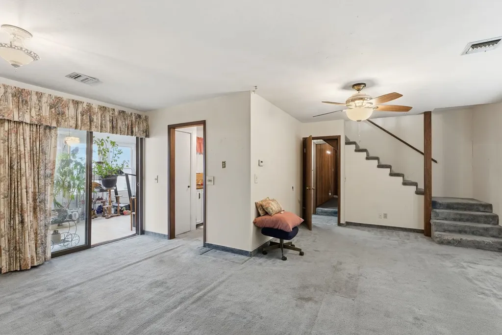 2019 N Westridge Drive Wichita KS 67203