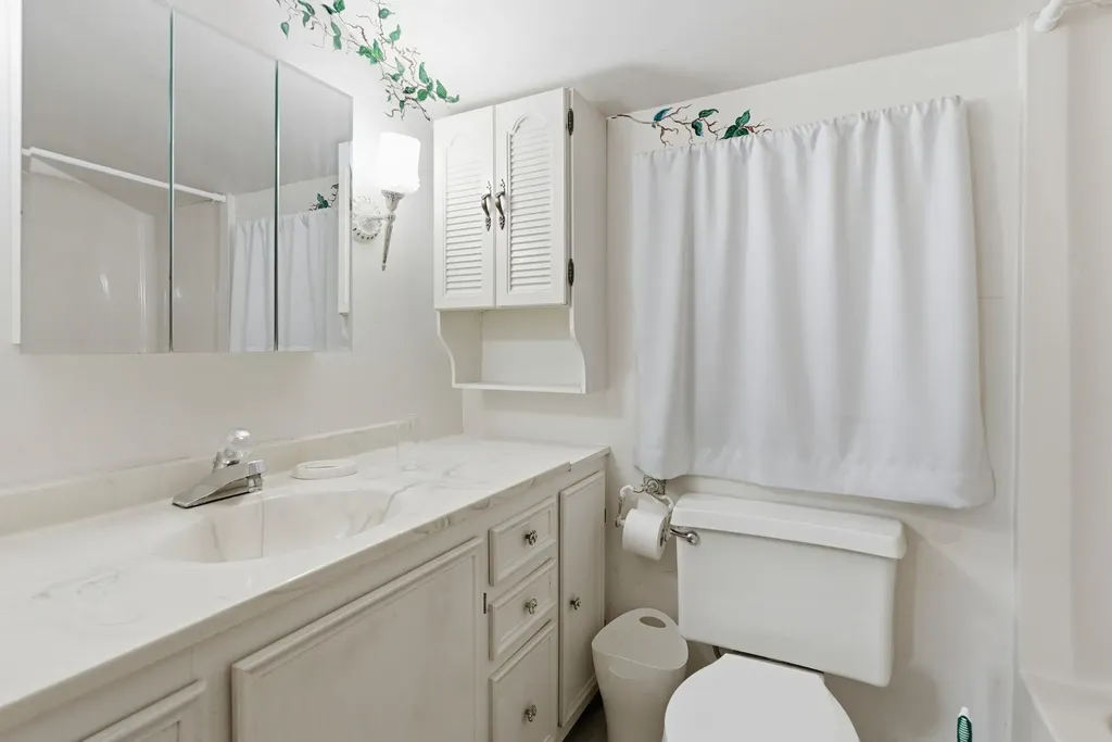 2019 N Westridge Drive Wichita KS 67203