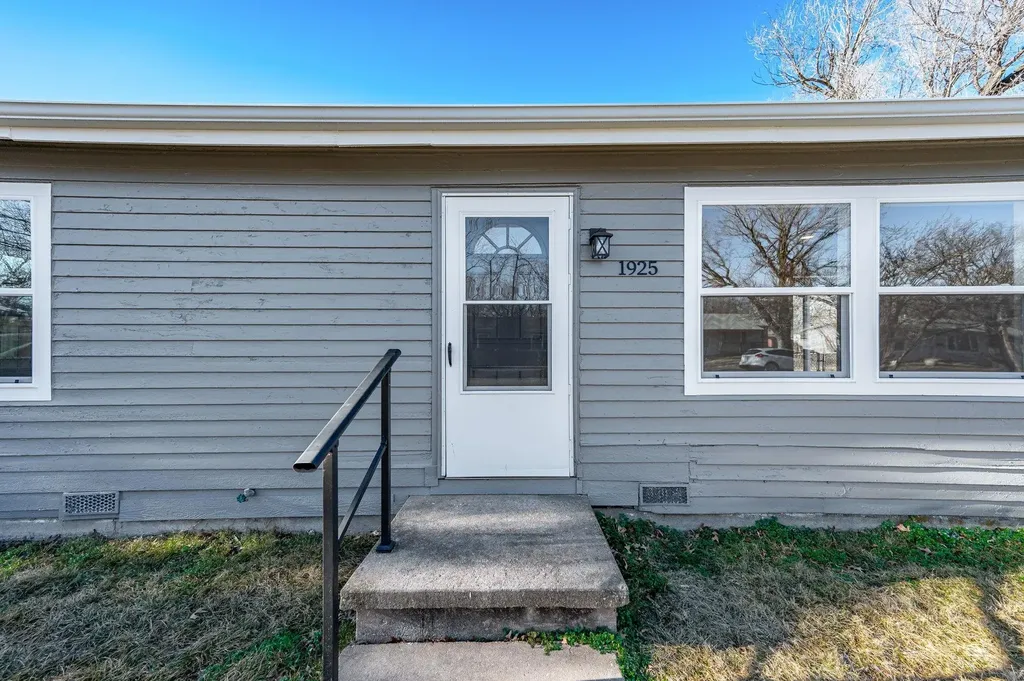 1925 S Saint Paul Street Wichita KS 67213