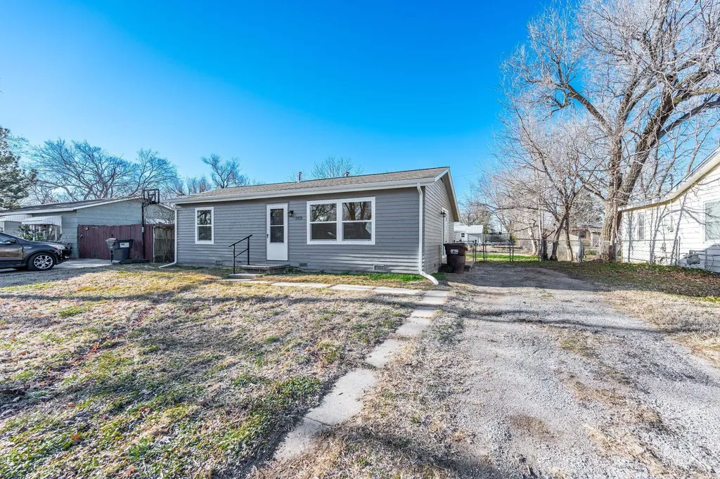 1925 S Saint Paul Street Wichita KS 67213