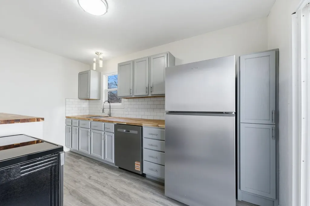1925 S Saint Paul Street Wichita KS 67213