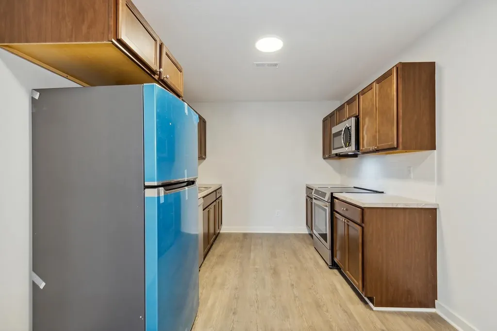 3212-3244 S Victoria Avenue Wichita KS 67216