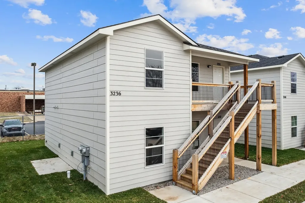 3212-3244 S Victoria Avenue Wichita KS 67216
