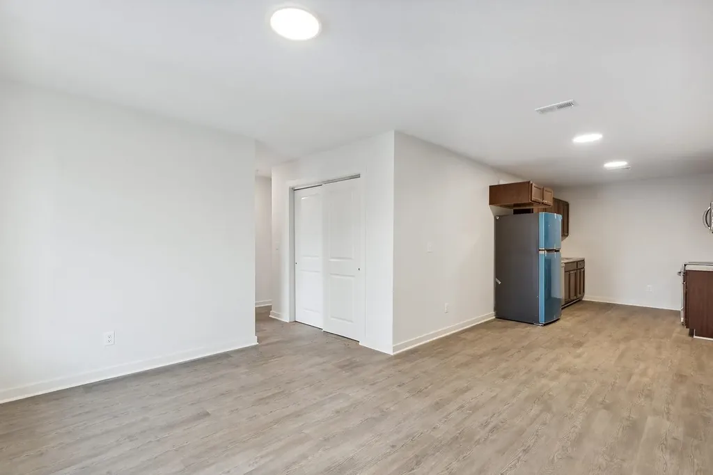 3212-3244 S Victoria Avenue Wichita KS 67216