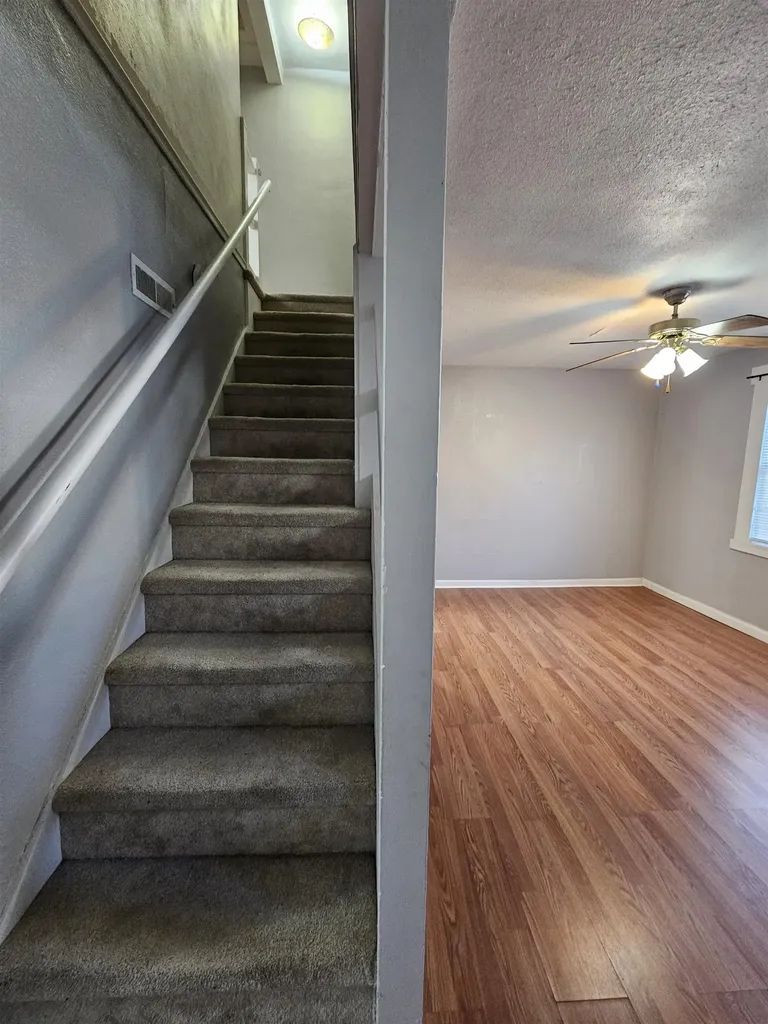 1539 S Pershing Avenue Wichita KS 67218