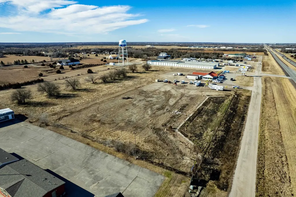 12155 SW Highway Augusta KS 67010
