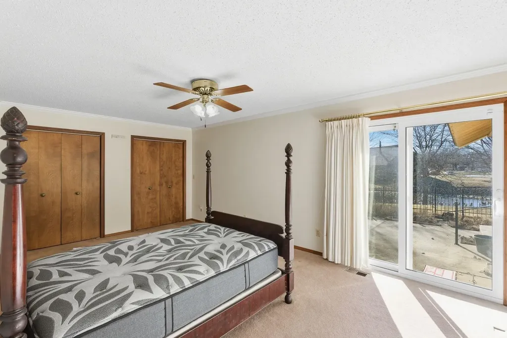 500 Rolling Hills Newton KS 67114