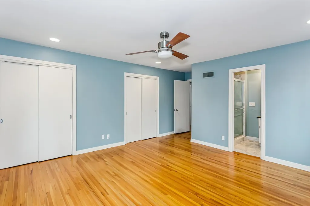 206 S Brookside Street Wichita KS 67218