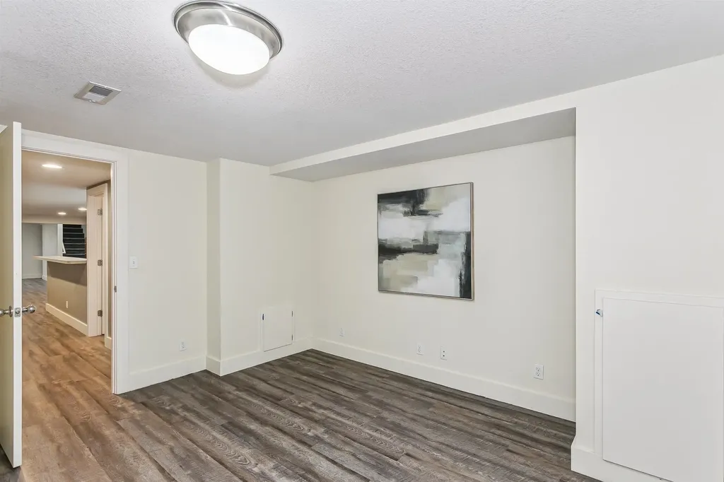 206 S Brookside Street Wichita KS 67218