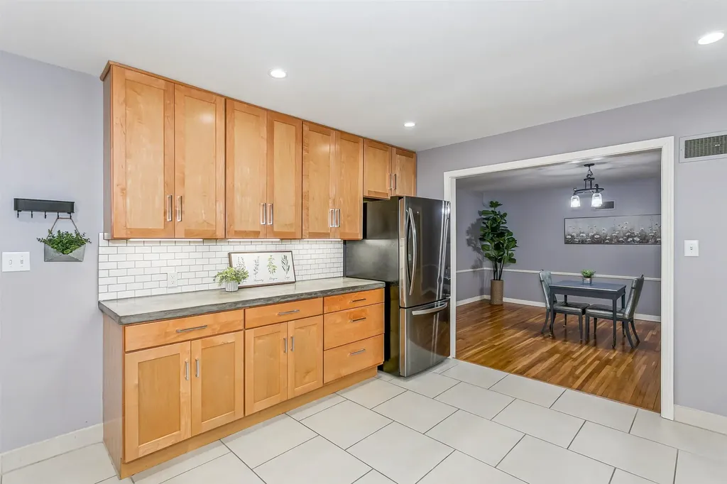 206 S Brookside Street Wichita KS 67218