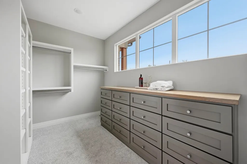 16765 W Hickory Court Goddard KS 67052