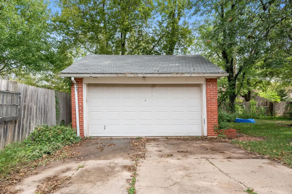 130 N Terrace Drive Wichita KS 67208