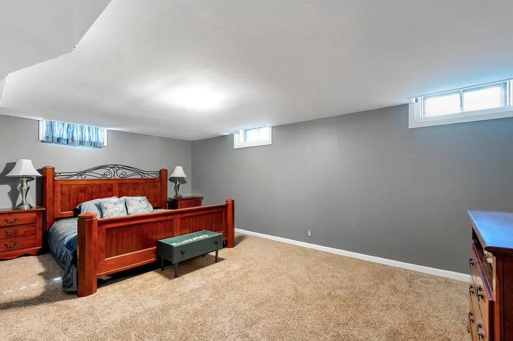 613 N Meridian Road Rear Newton KS 67114