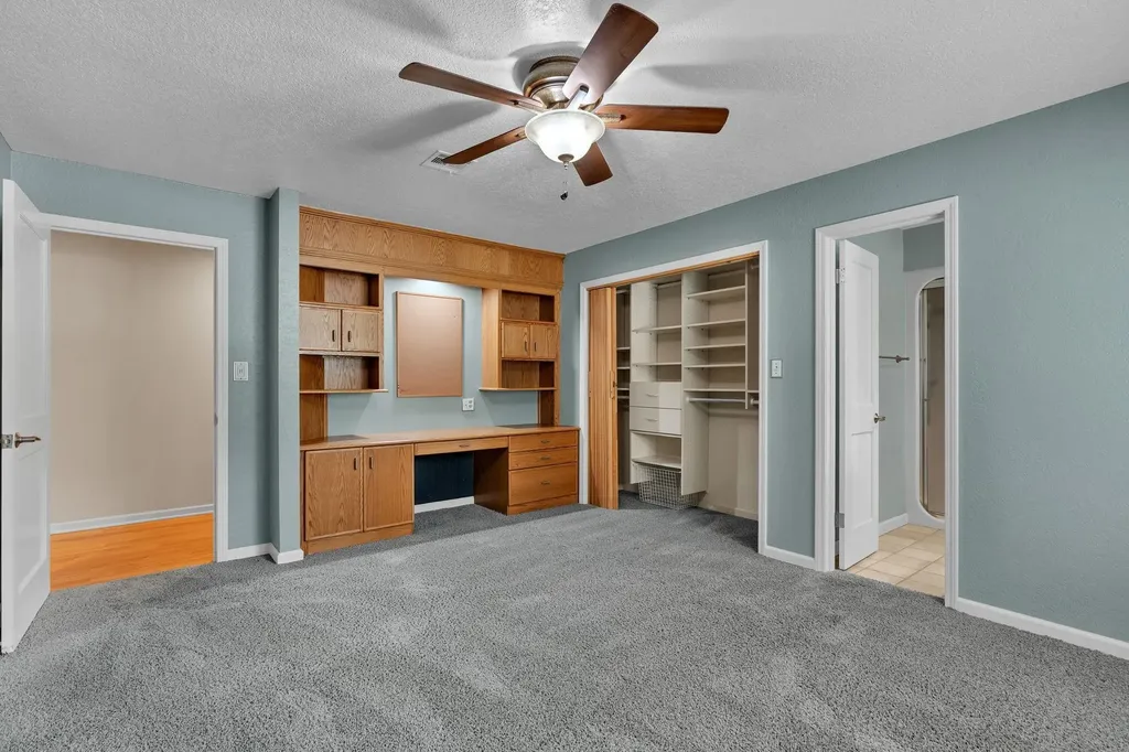 42 N Stratford Eastborough KS 67206