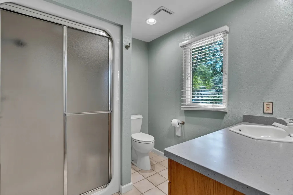 42 N Stratford Eastborough KS 67206