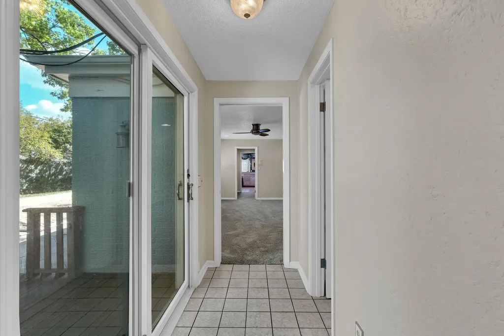 42 N Stratford Eastborough KS 67206