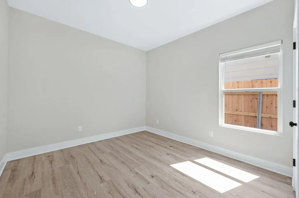 505 E Harper Street Valley Center KS 67147-8955