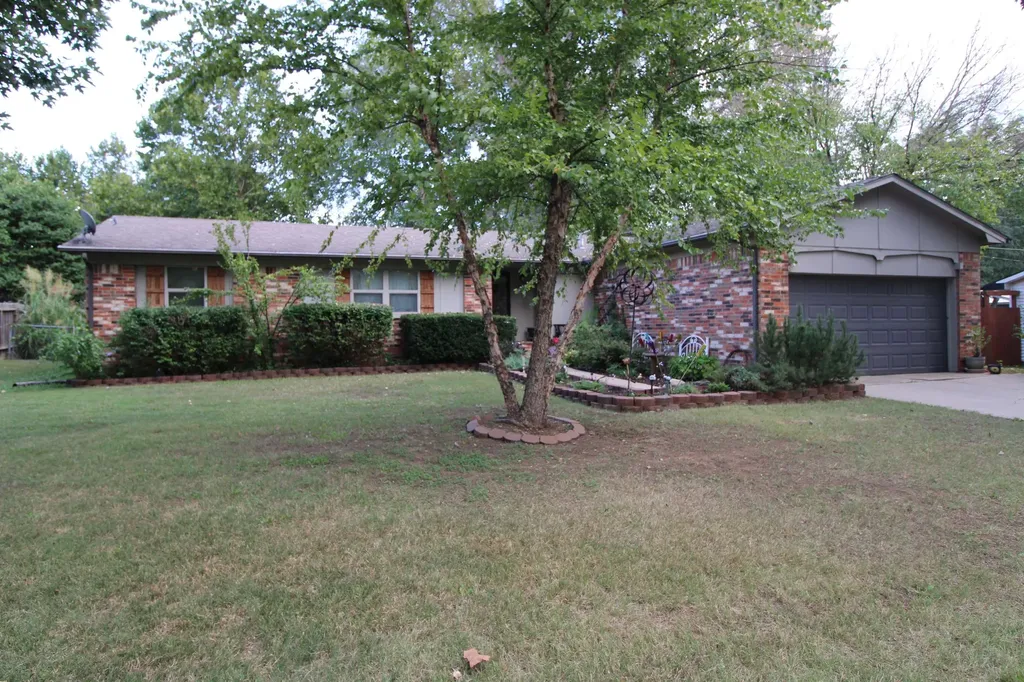 219 Warren Road El Dorado KS 67042