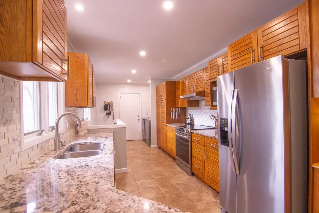 7722 E Huntington Street Wichita KS 67206