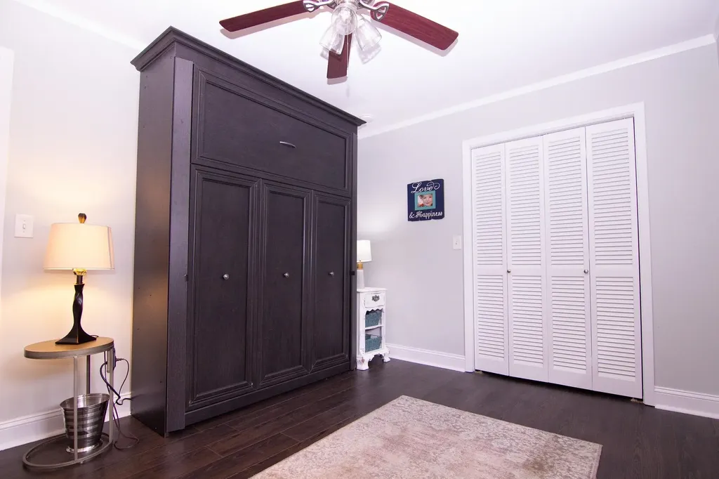 7722 E Huntington Street Wichita KS 67206
