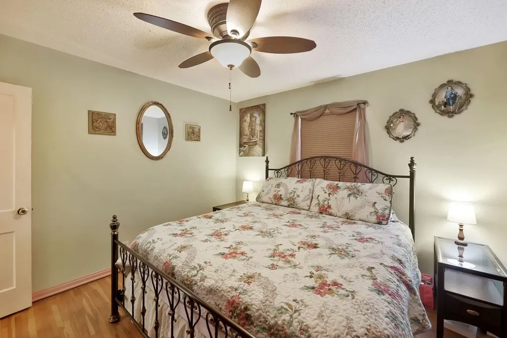 1719 S Grove Wichita KS 67211