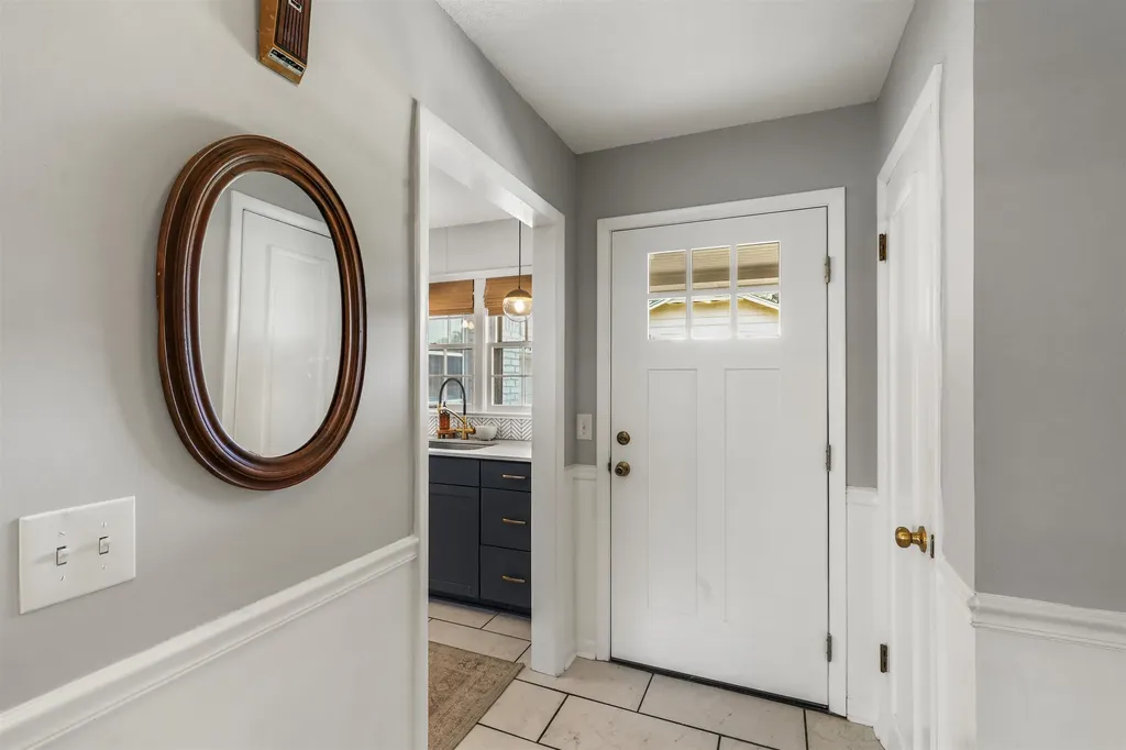 6411 E Oneida Wichita KS 67206