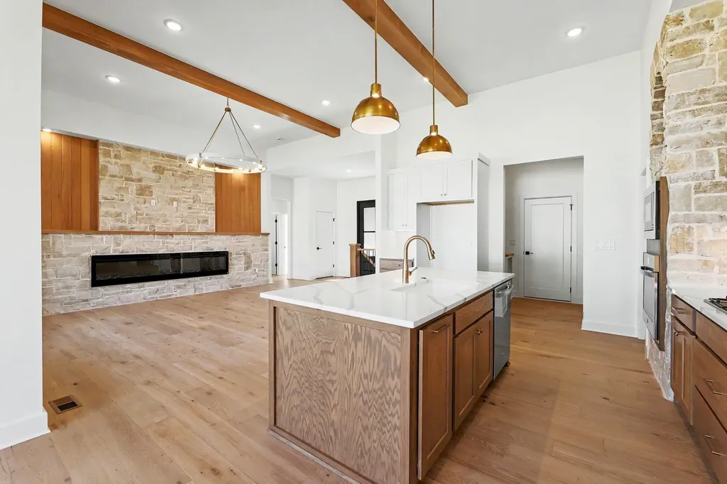 2541 N Bluestone Street Andover KS 67002