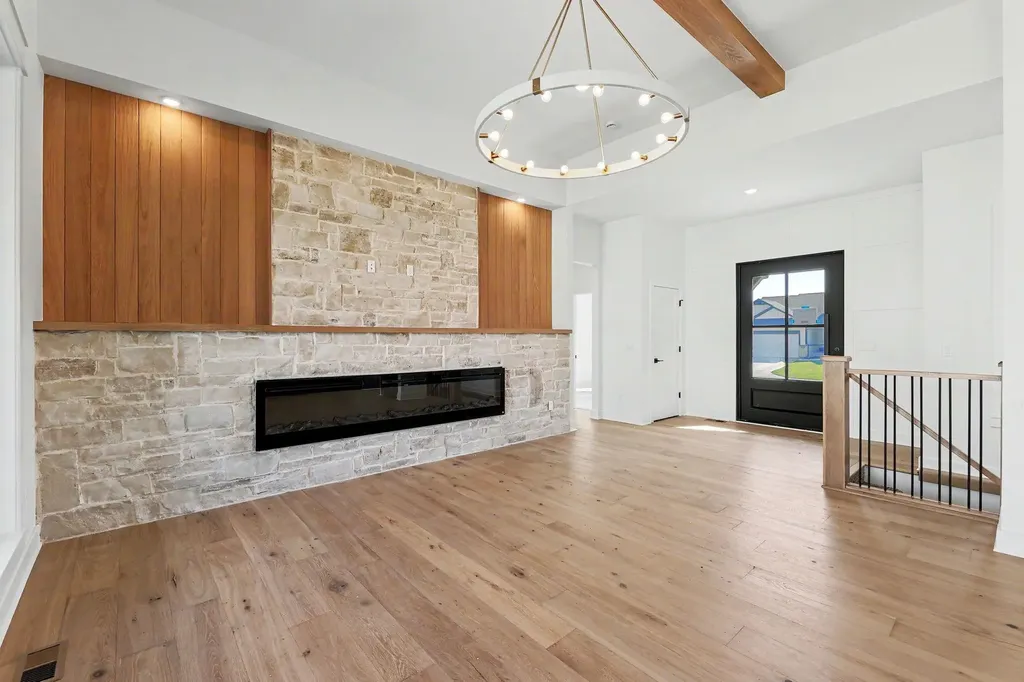 2541 N Bluestone Street Andover KS 67002