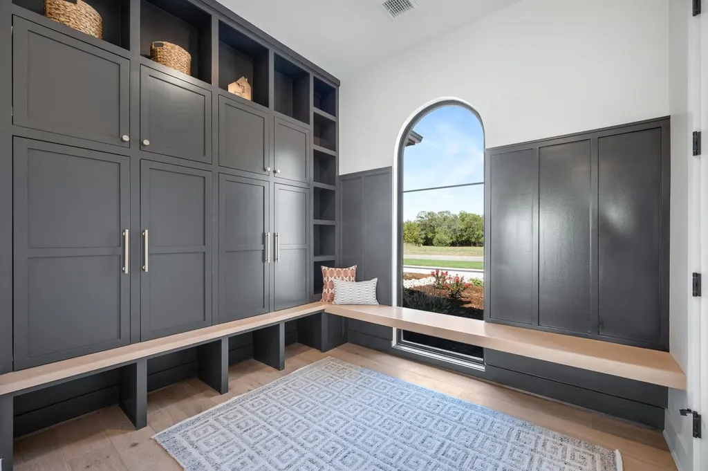 16671 W Hickory Street Goddard KS 67052