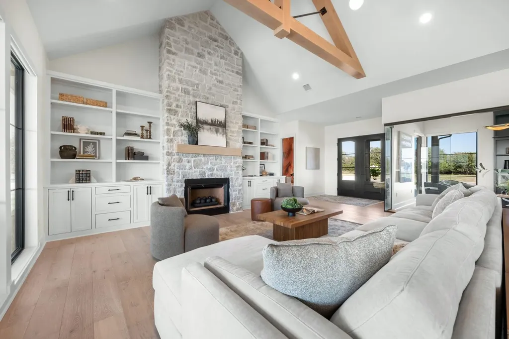 16671 W Hickory Street Goddard KS 67052
