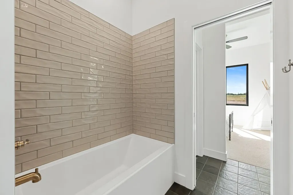 16691 W Hickory Street Goddard KS 67052